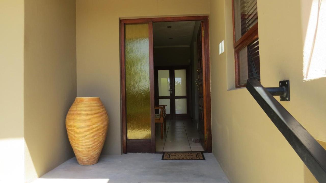 21 On Klein Karoo Apartment Oudtshoorn Exterior photo